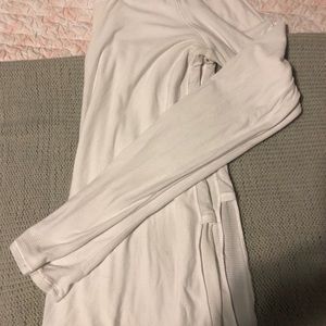 Lululemon Long Sleeve layering top. White size 12.